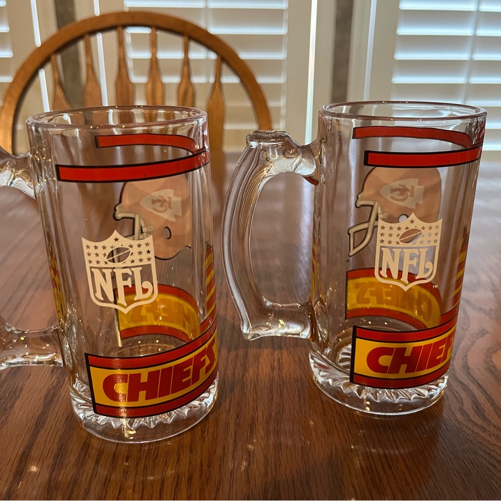 Set of 2 Kansas City Chiefs glass 12 oz beer mugs. - Picture 5 of 6
